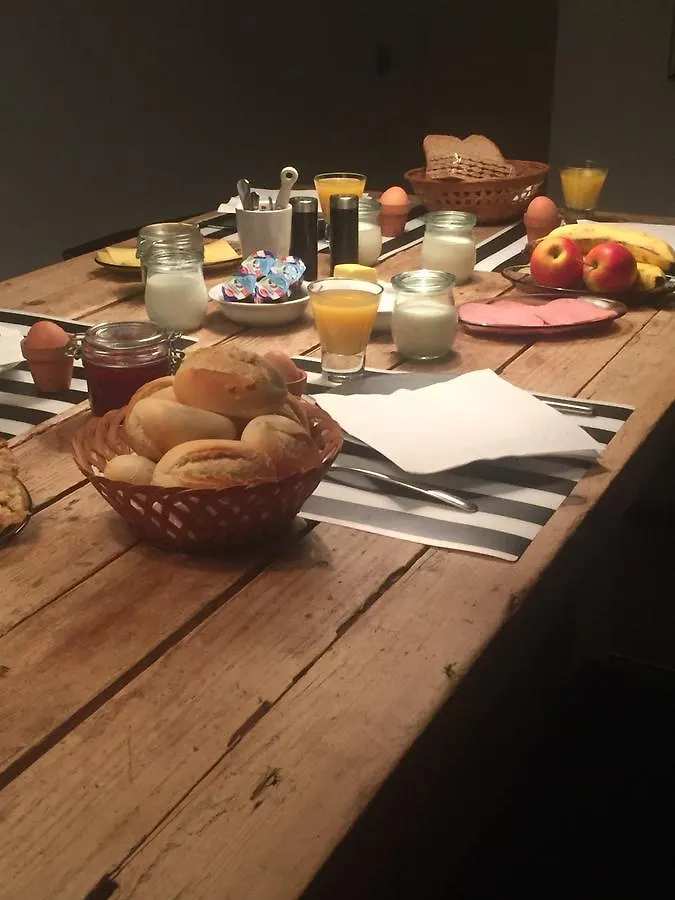 B&B Waalre 0*,  Nederland